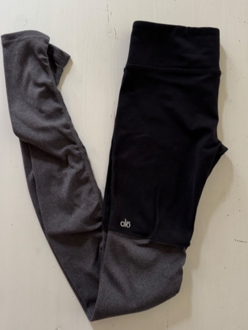 Alo Yoga Goddess Ribbed Leggings